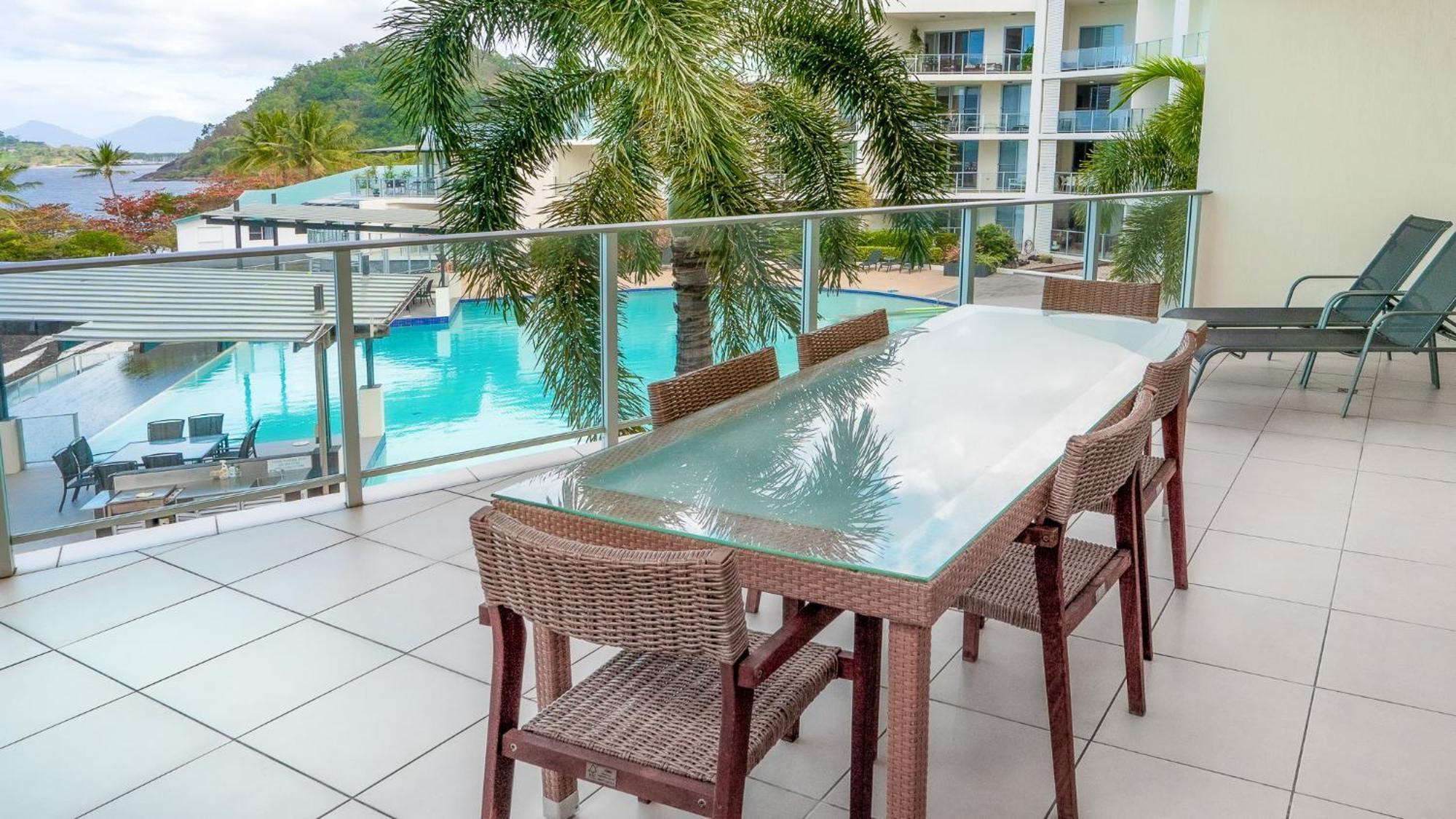 Vue Apartments Trinity Beach Exterior foto